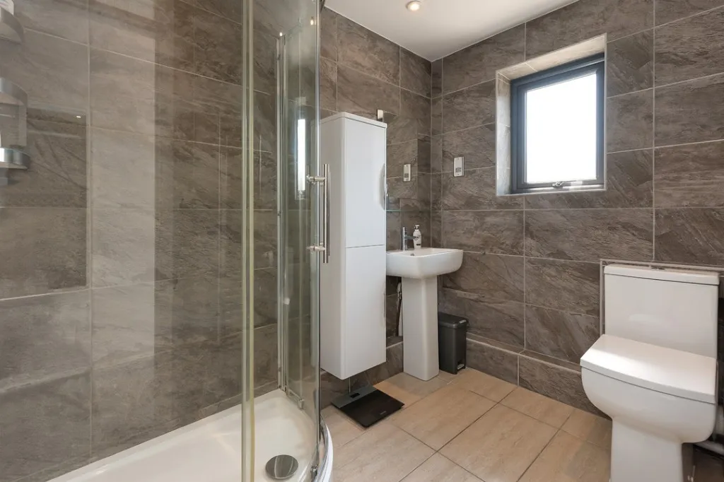 Cornwallis Avenue, Herne Bay, photo 9