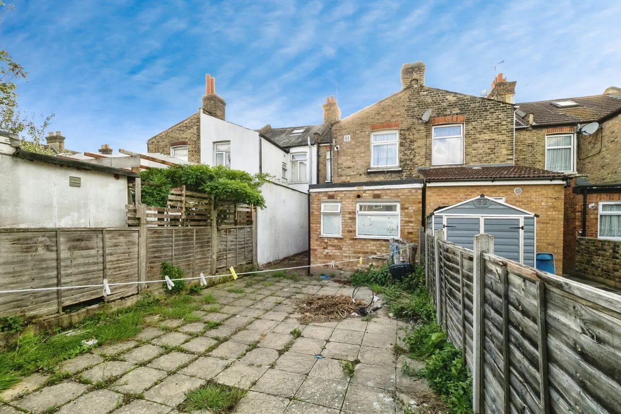 Ashford Road, East Ham, London, E6, photo 13
