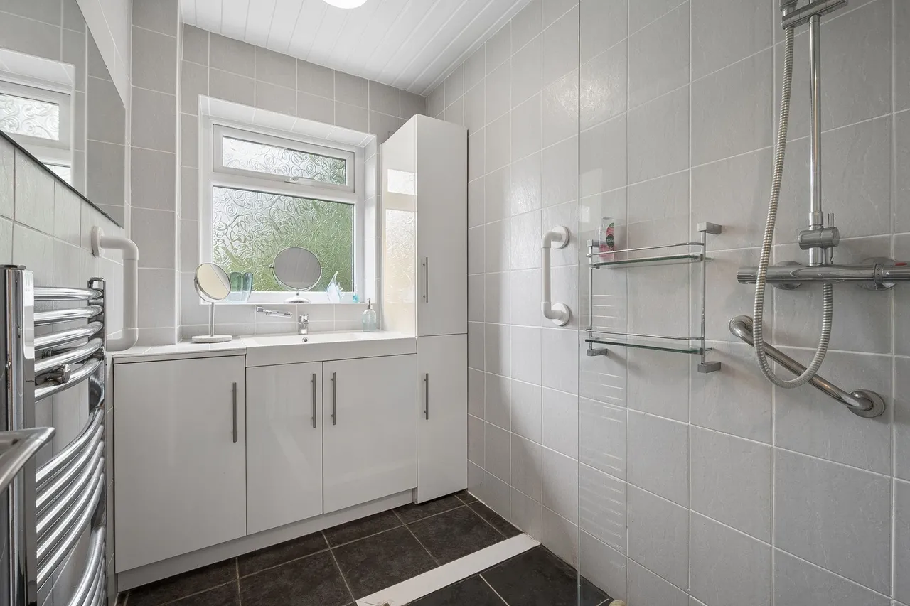 Heathbank Road, Cheadle, photo 15