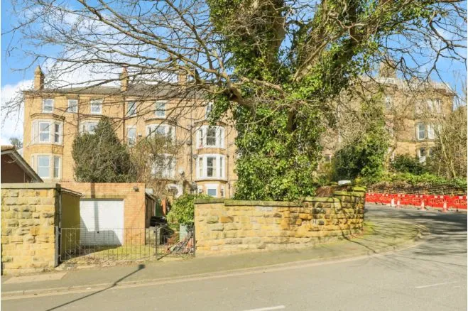 2 bed flat for sale, Westwood, Scarborough, YO11