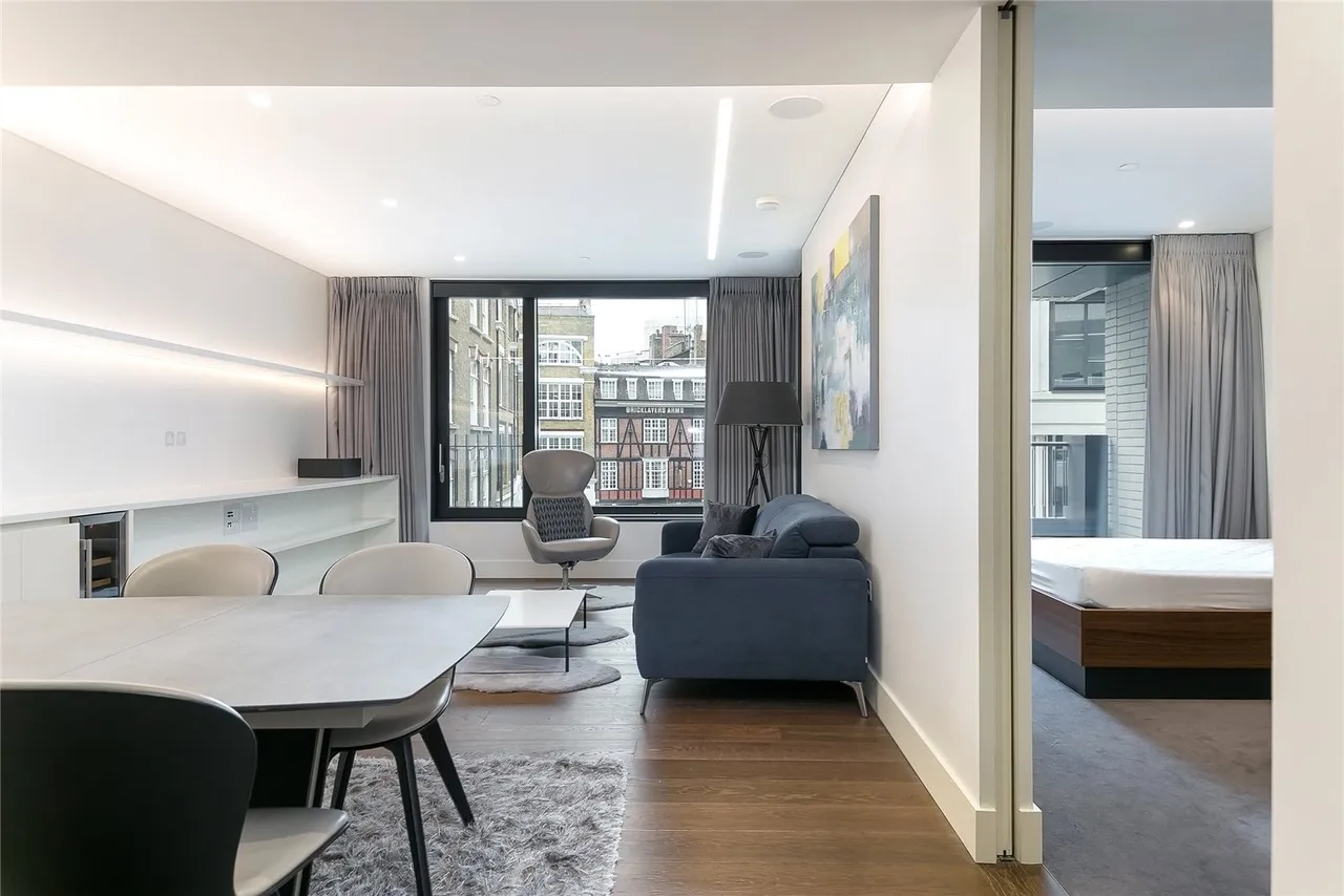 Rathbone Square, Fitzrovia, W1T, photo 5