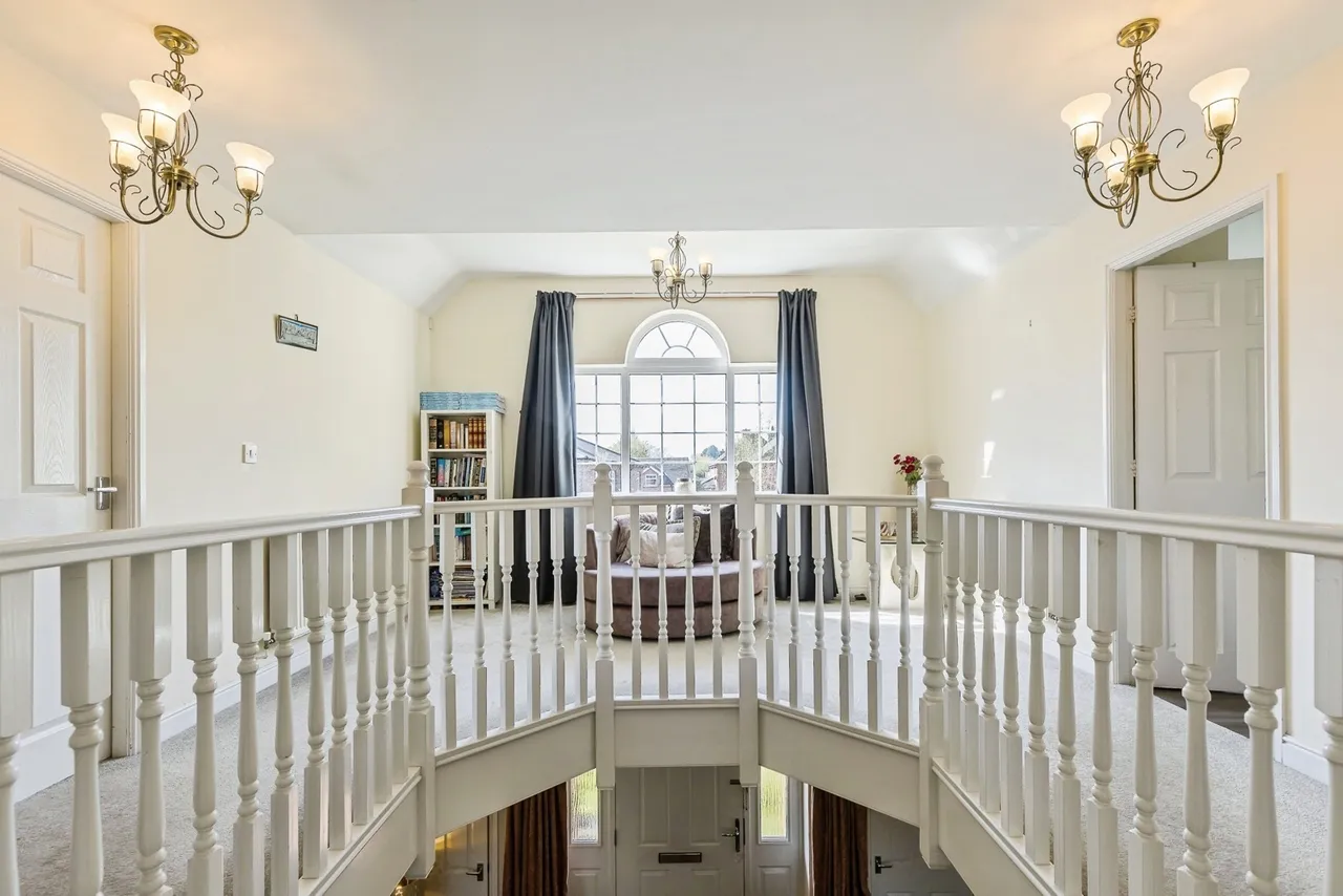 Barnston Court, Mickle Trafford, CH2, photo 14