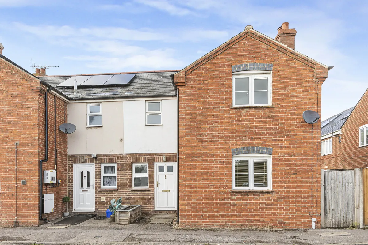 3 bed property for sale, Challow, Faringdon