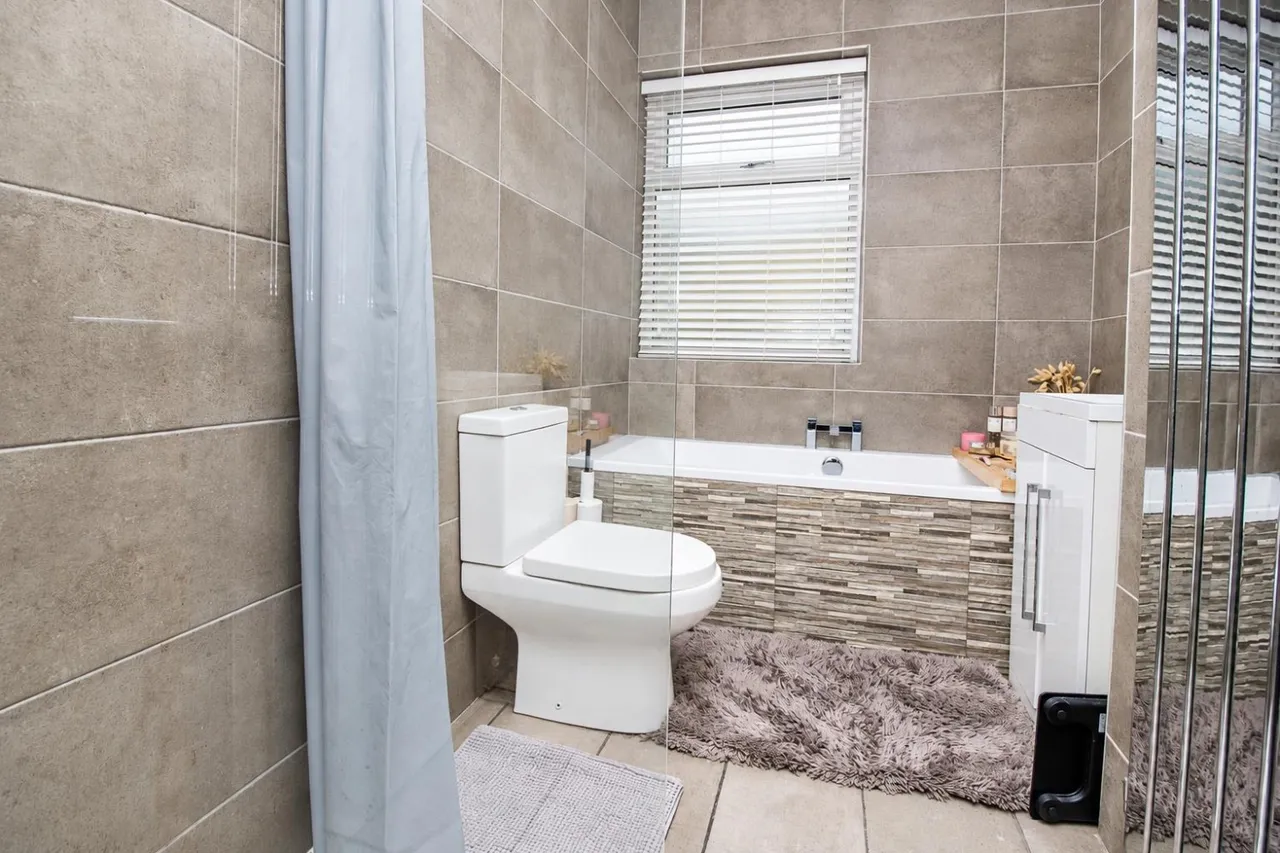 Prospect Avenue, Darwen, BB3, photo 6