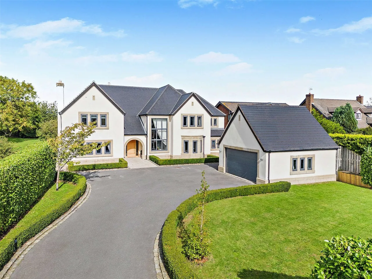 5 bed property for sale, Gorsedd, Holywell, CH8
