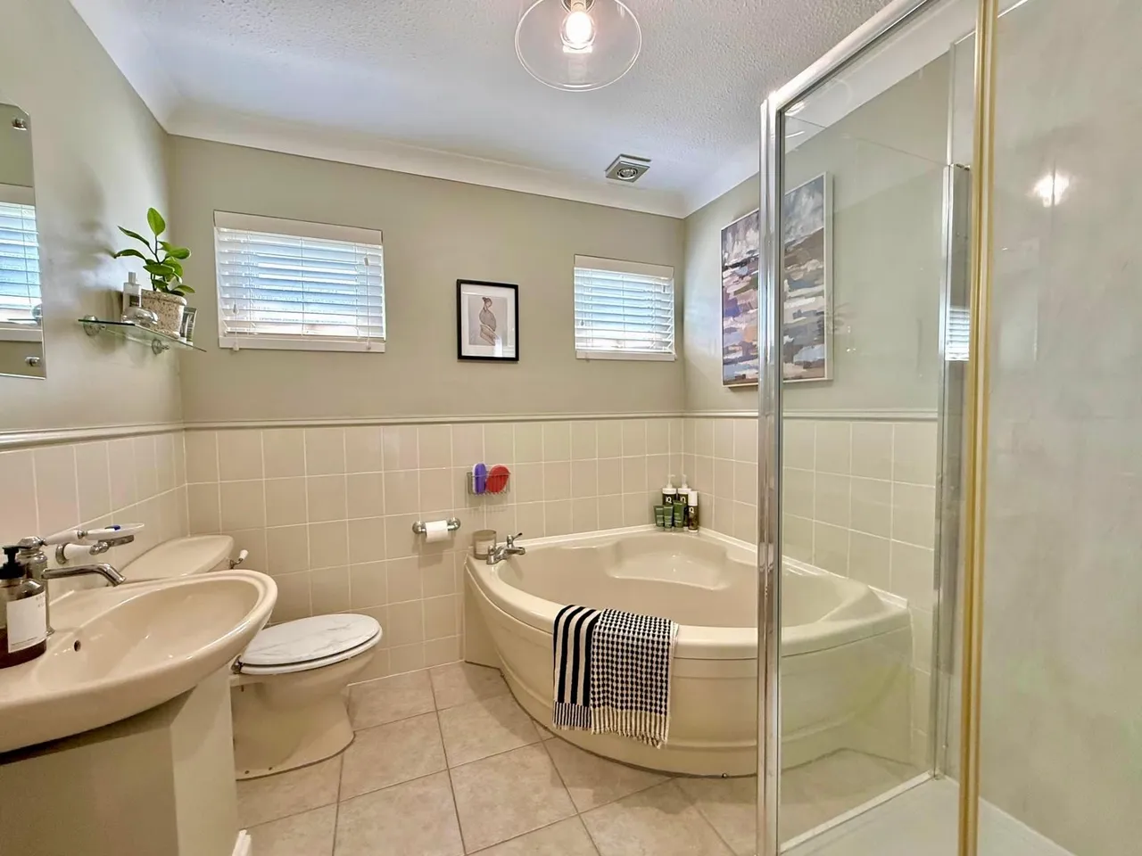 Bowling Green Lane, Swindon, Wiltshire, SN1 4EU, photo 14