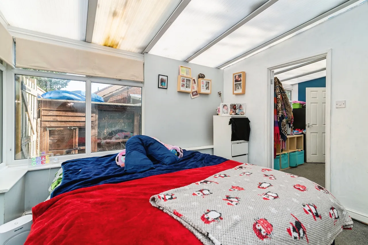 Dean Close, Nottingham, NG8, photo 7
