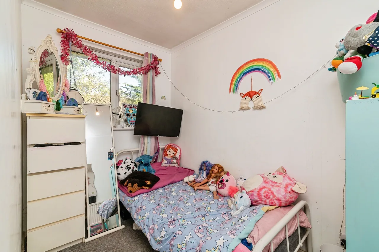 Dean Close, Nottingham, NG8, photo 12