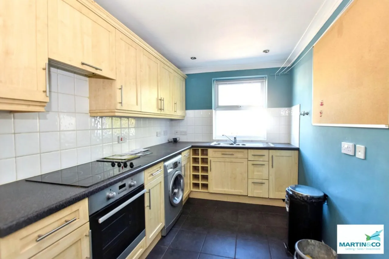 Queens Park Court, Hinckley, photo 3