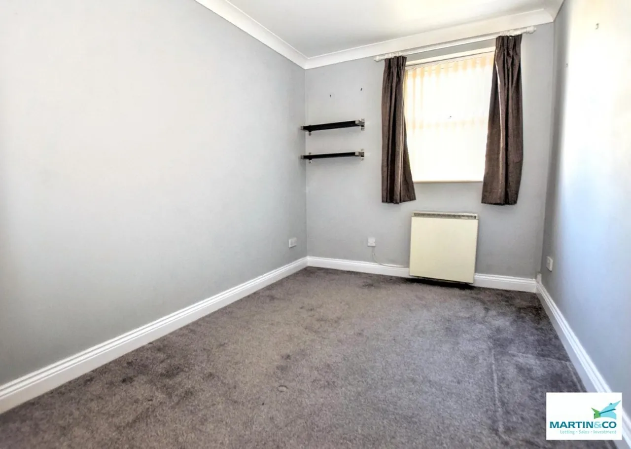 Queens Park Court, Hinckley, photo 12