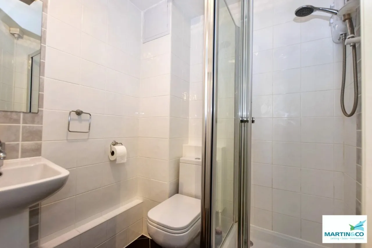 Queens Park Court, Hinckley, photo 11
