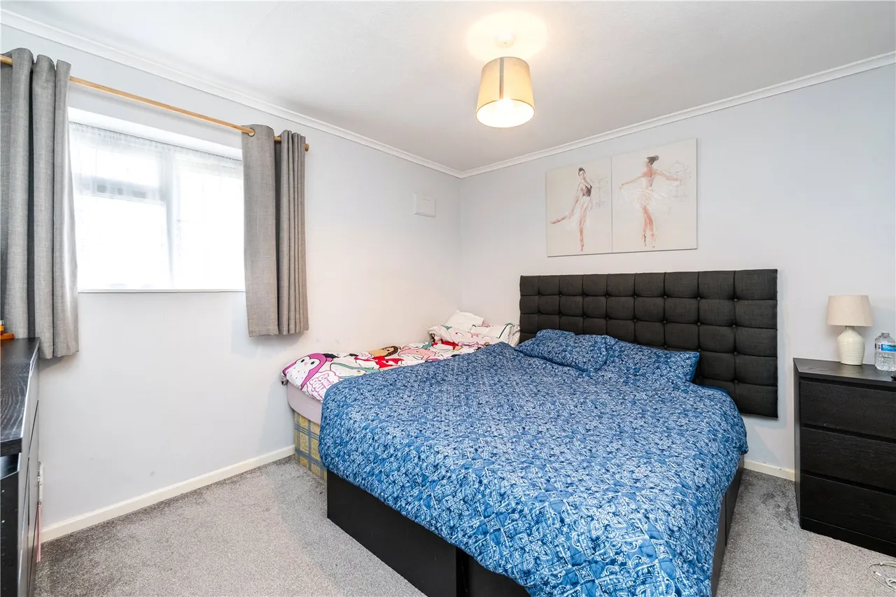 Wigley Road, Hanworth, Middlesex, TW13 5HD, photo 5