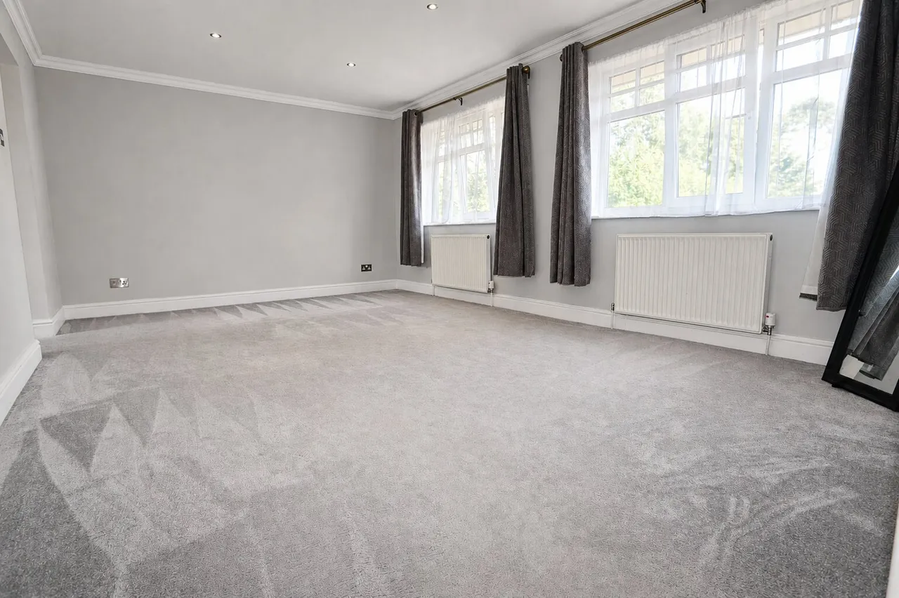 Oakley Road, Corby, NN18, photo 22