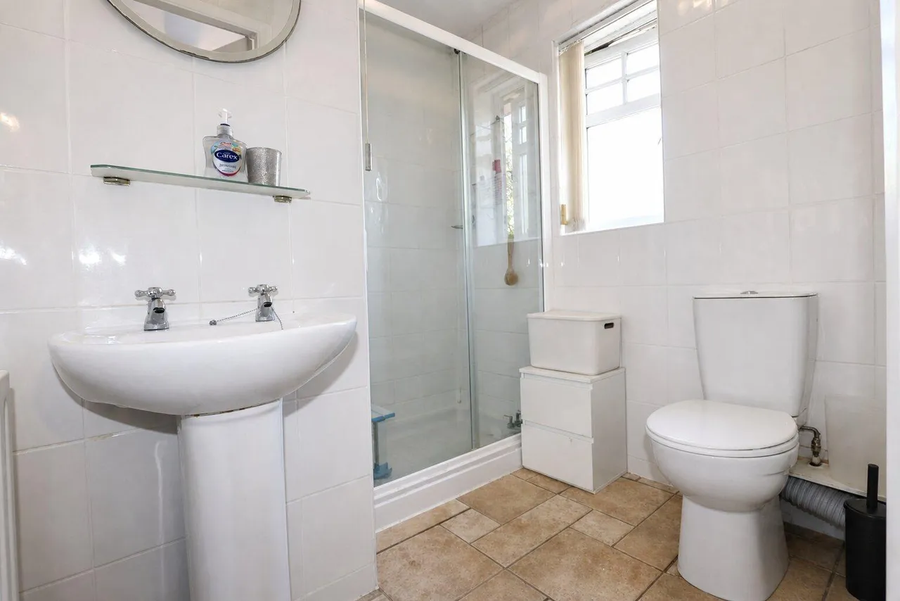 Oakley Road, Corby, NN18, photo 33