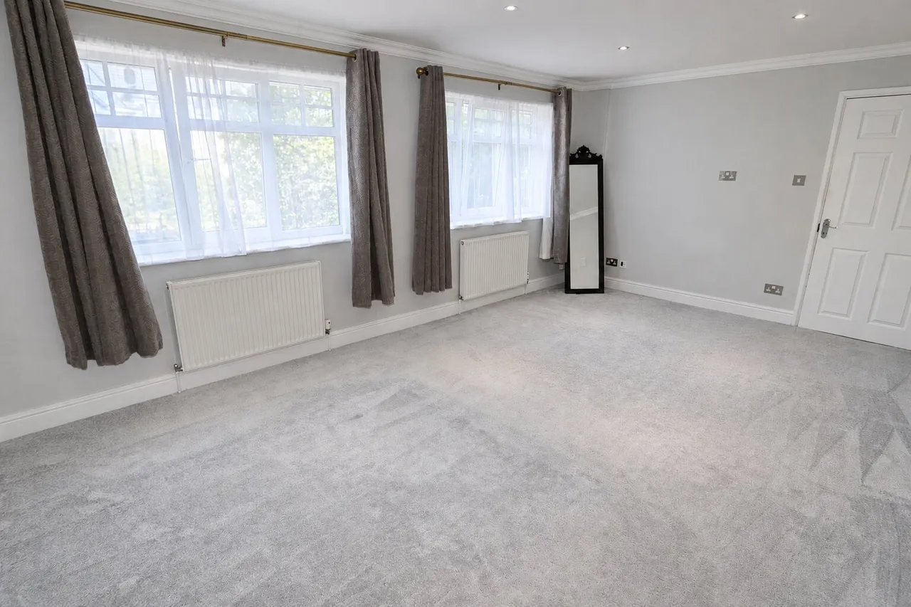 Oakley Road, Corby, NN18, photo 23