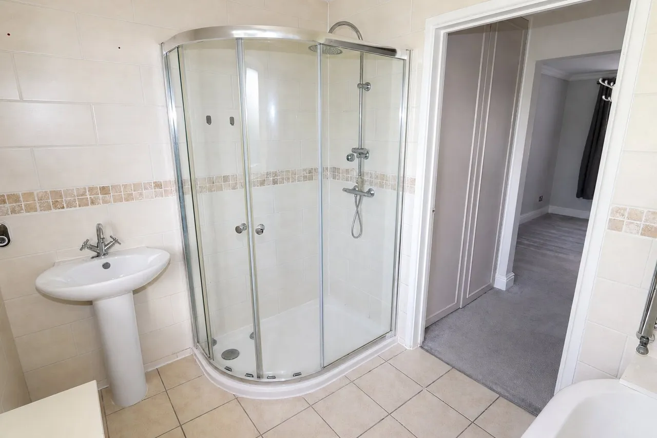 Oakley Road, Corby, NN18, photo 26