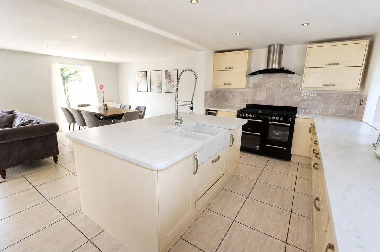 Oakley Road, Corby, NN18, photo 8