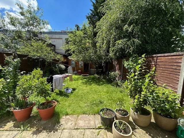 Millway, London, photo 10