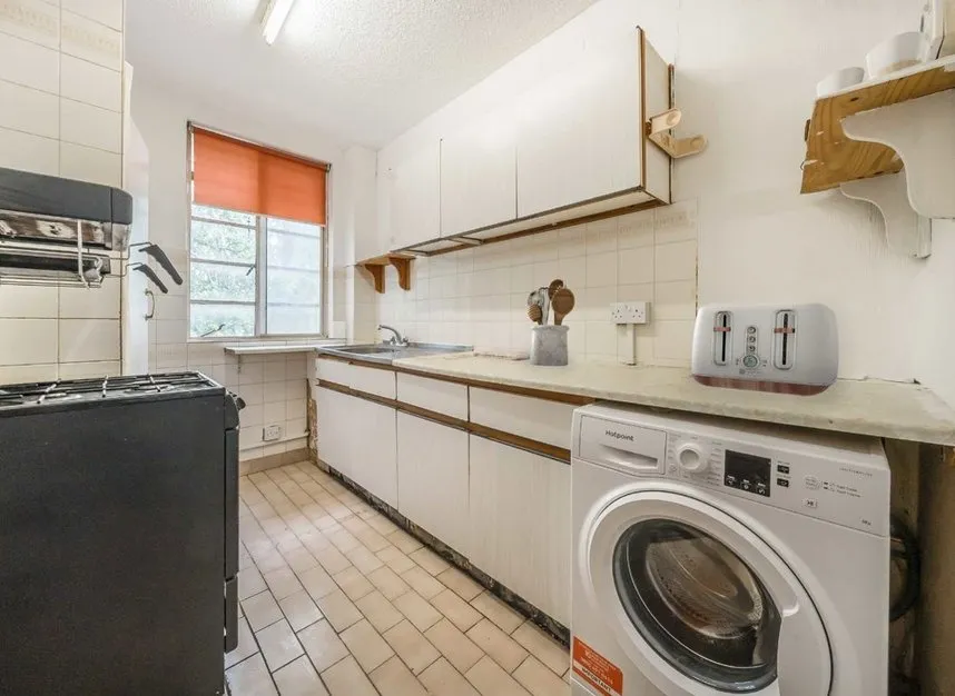 Waverley Grove, Finchley, N3, photo 2