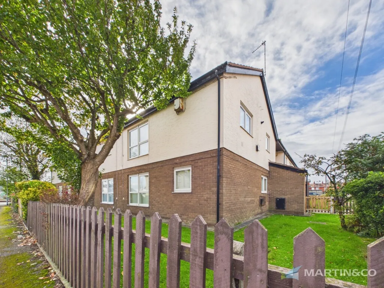2 bed flat for sale, Keating Court, Fleetwood, FY7