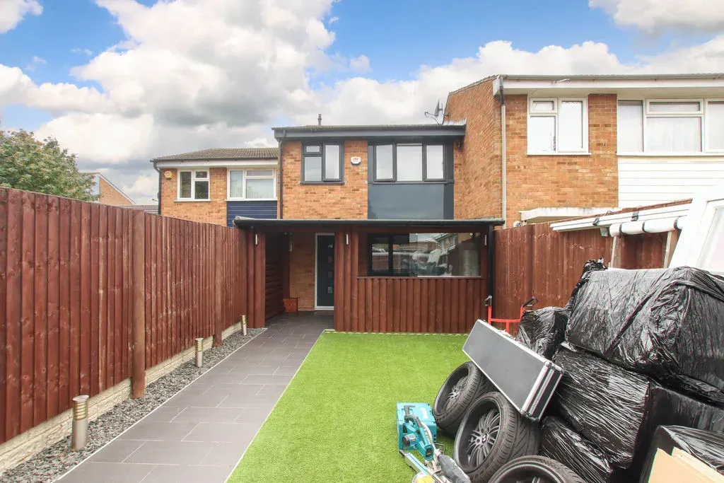3 bed house for sale — Bronte Crescent, Hemel Hempstead, Hertfordshire, HP2 7NT