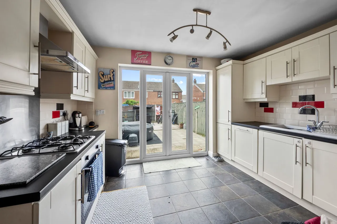 Norton Grove, Thatto Heath, WA9, photo 4