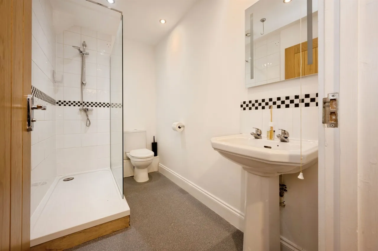 Victoria Road, Leighton Buzzard, photo 11