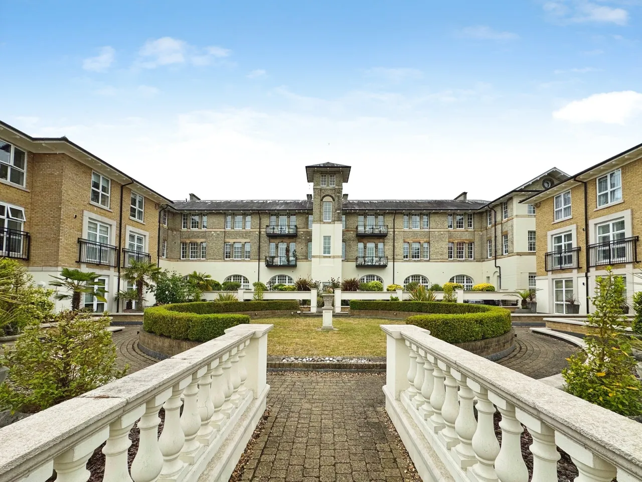 St. Vincents Lane, Littleberry Court, NW7, photo 4
