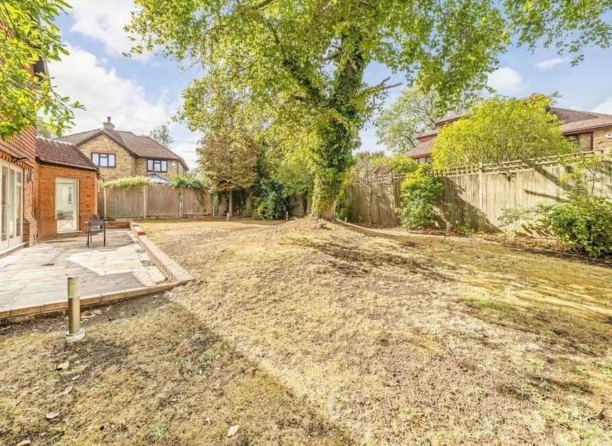 The Denningtons, Kingston Upon Thames, KT4, photo 9