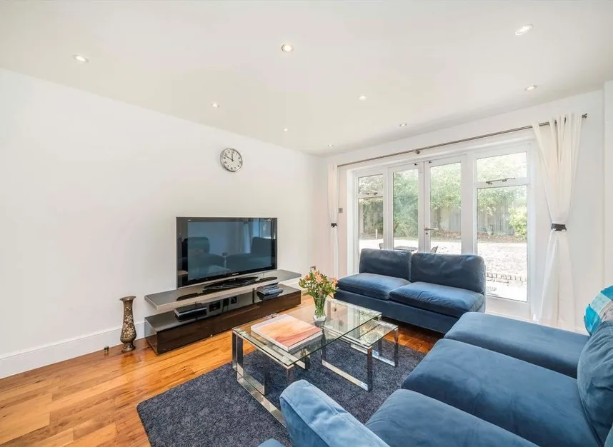 The Denningtons, Kingston Upon Thames, KT4, photo 4