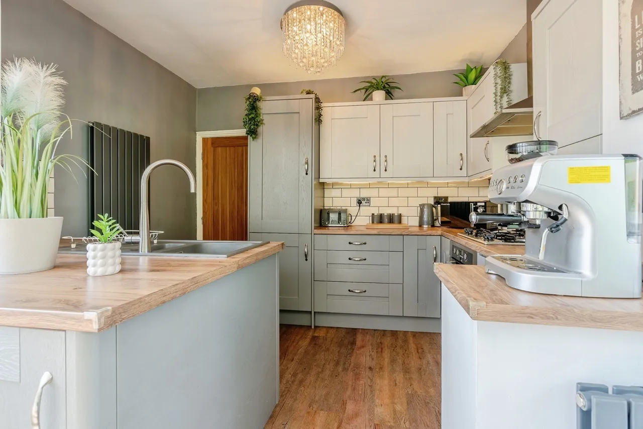 Sycamore Avenue, Burnley, Lancashire, BB12, photo 6