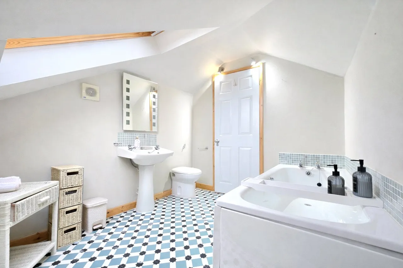 The Crescent, Widemouth Bay, EX23, photo 16