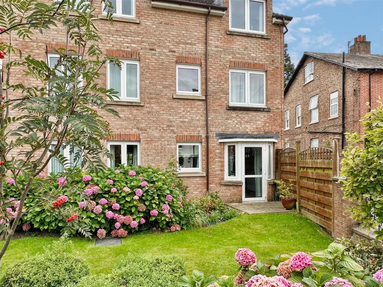 Belfry Court, The Village, YO32, photo 7