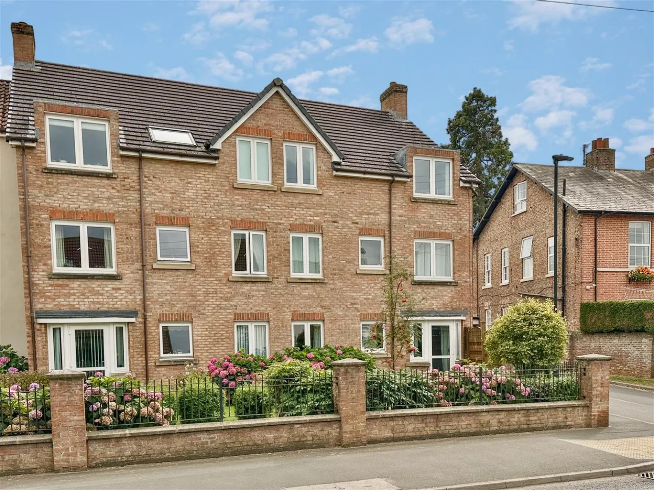 Belfry Court, The Village, YO32, photo 8
