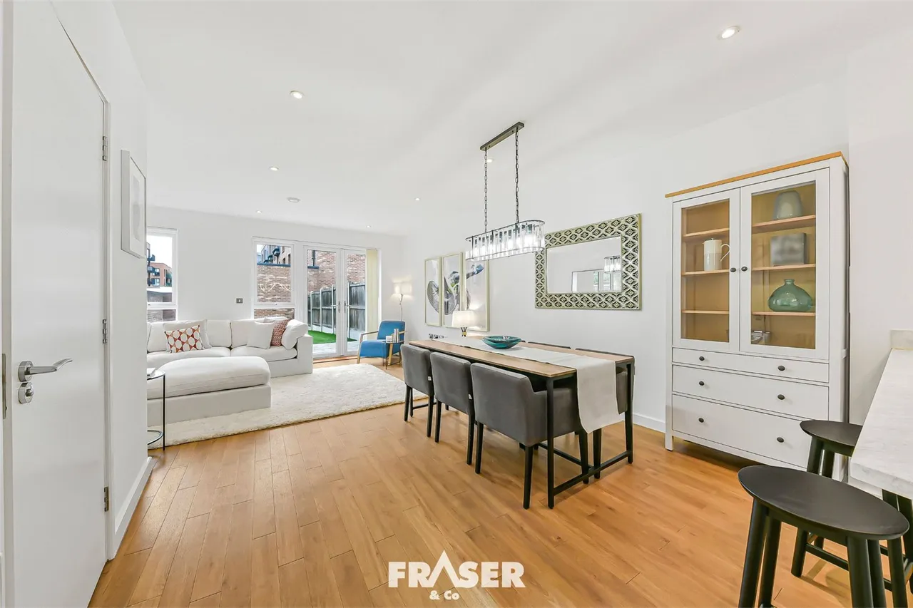 Reynard Way, Brentford, TW8, photo 5