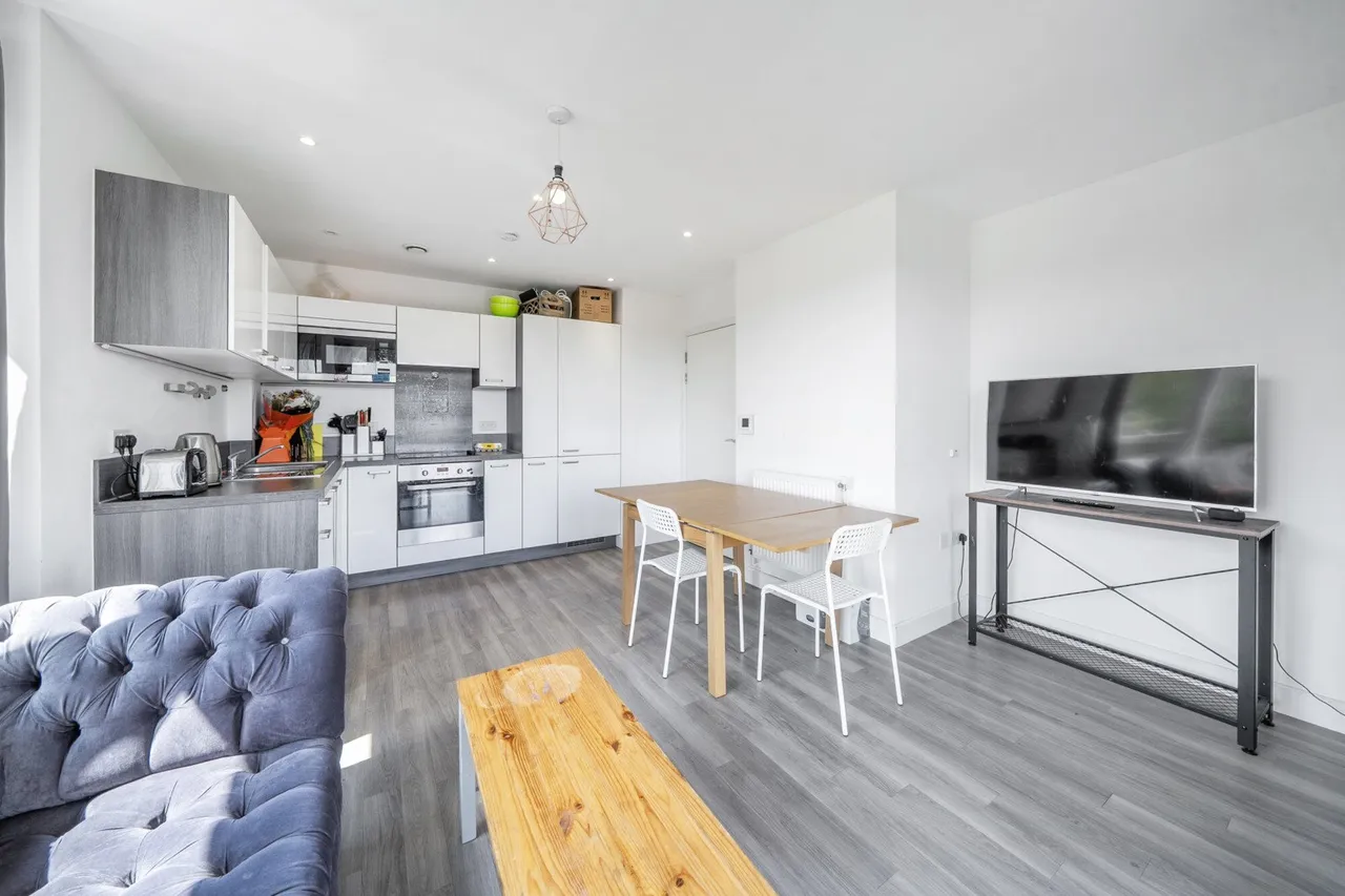 Adenmore Road, SE6, photo 7