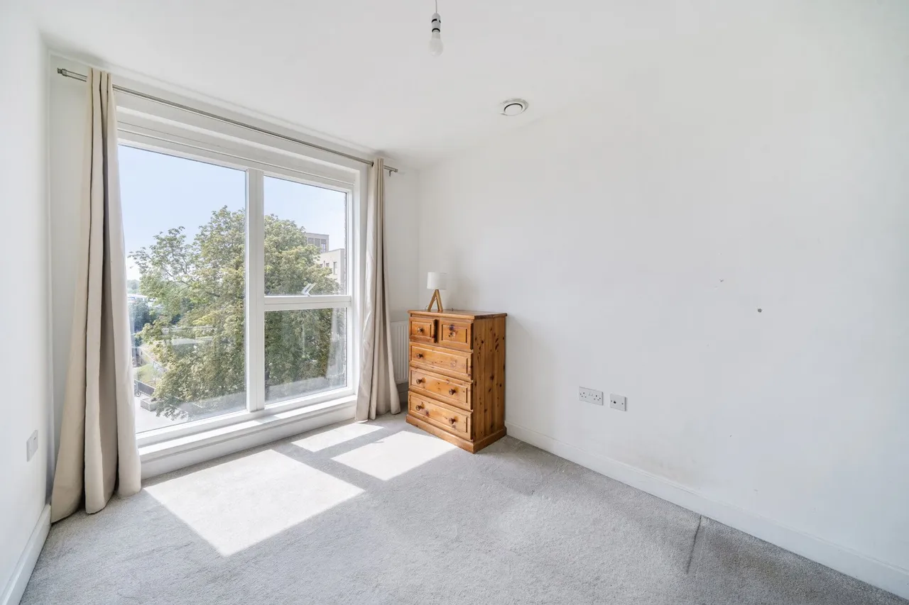 Adenmore Road, SE6, photo 6