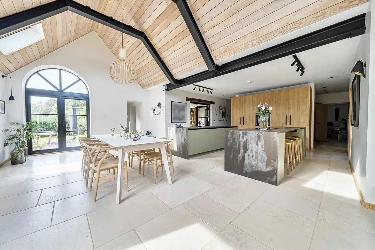 Hoe Street, Hambledon, PO7, photo 2