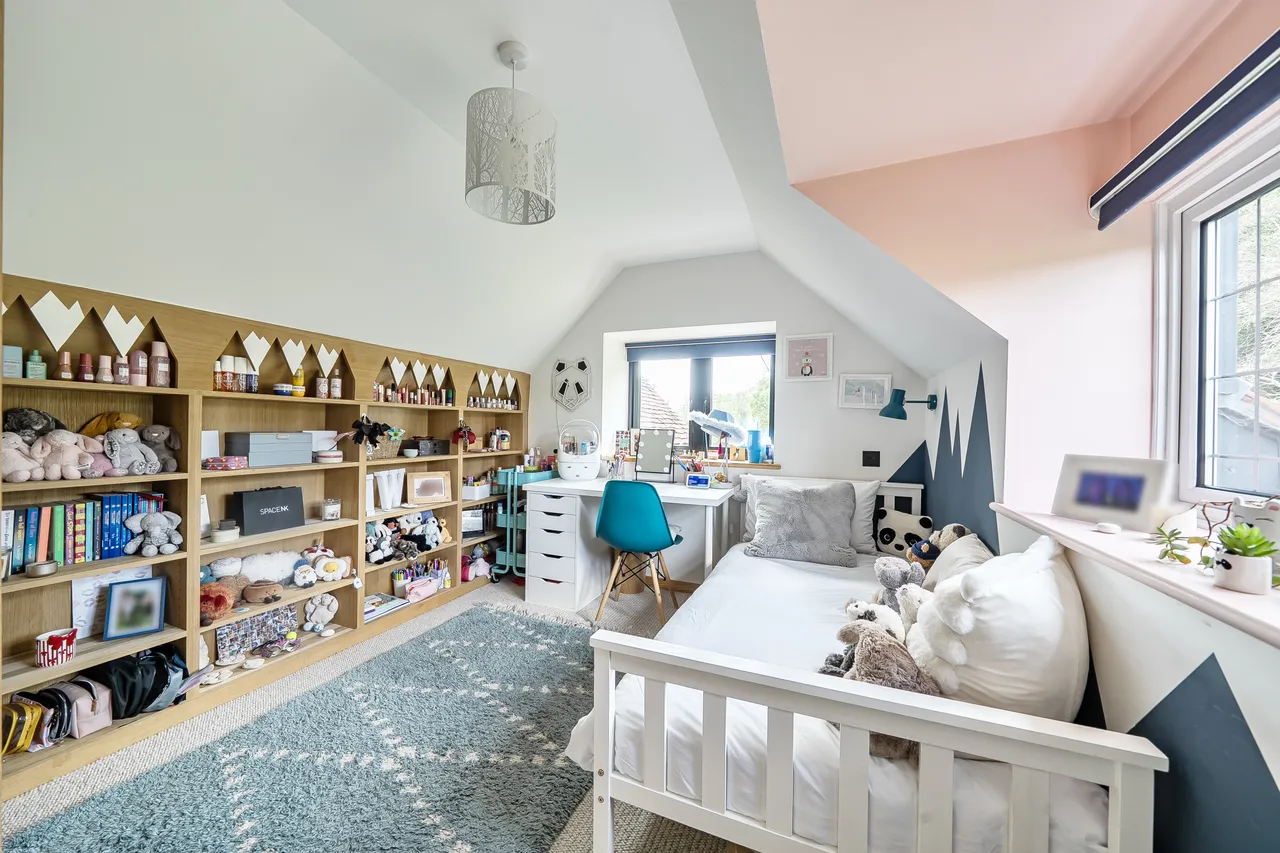 Hoe Street, Hambledon, PO7, photo 19