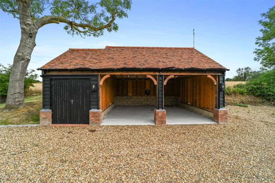 House Under Offer with 5 bedrooms in Little Sampford, Nr Saffron Walden, CB10, photo 10