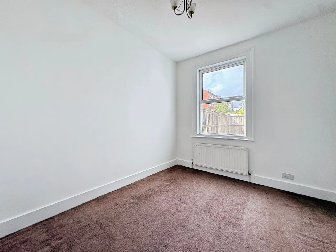 Birchett Road, Aldershot, Hampshire, GU11 1LG, photo 6