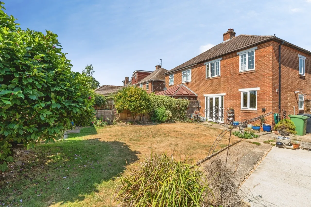 Tadfield Crescent, Romsey, SO51, photo 19