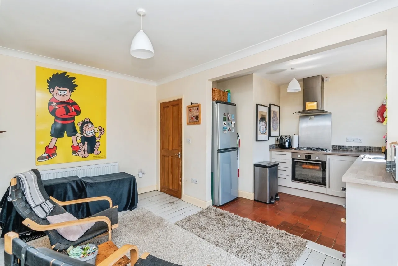 Tadfield Crescent, Romsey, SO51, photo 6