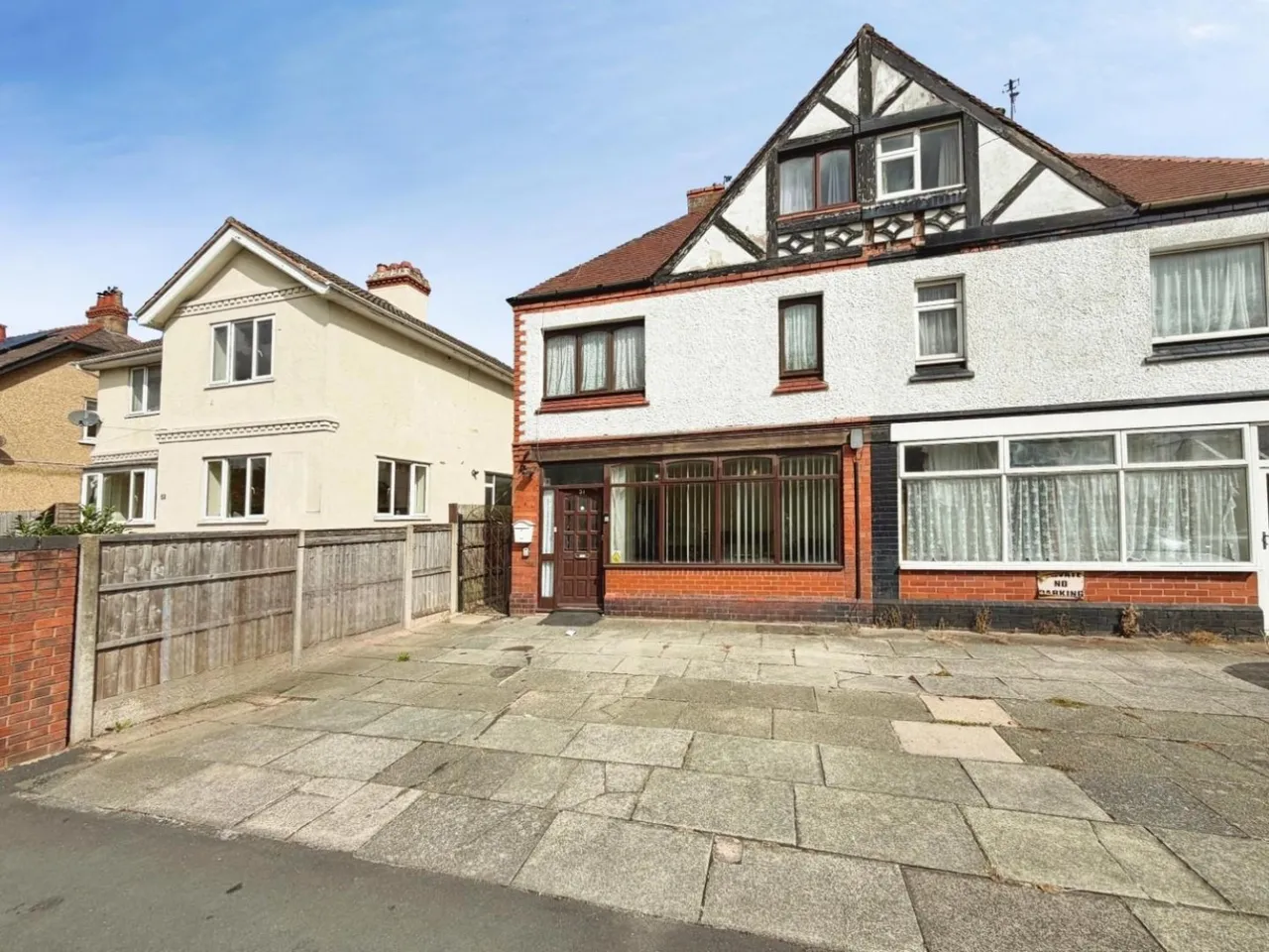 6 bed house for sale — Station Road, Little Sutton