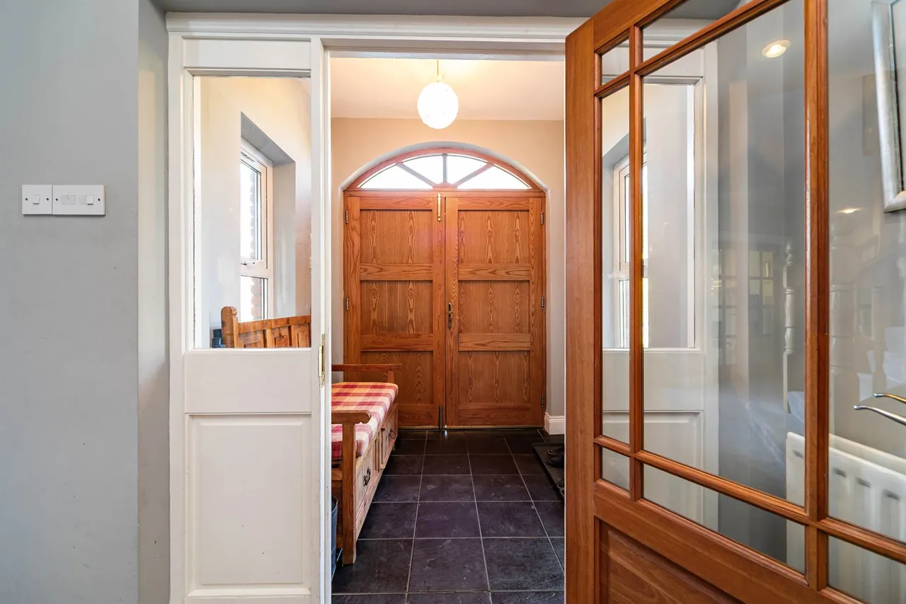 Ballynahatty Road, Belfast, BT8, photo 6