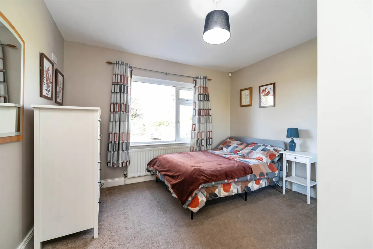 Ballynahatty Road, Belfast, BT8, photo 33