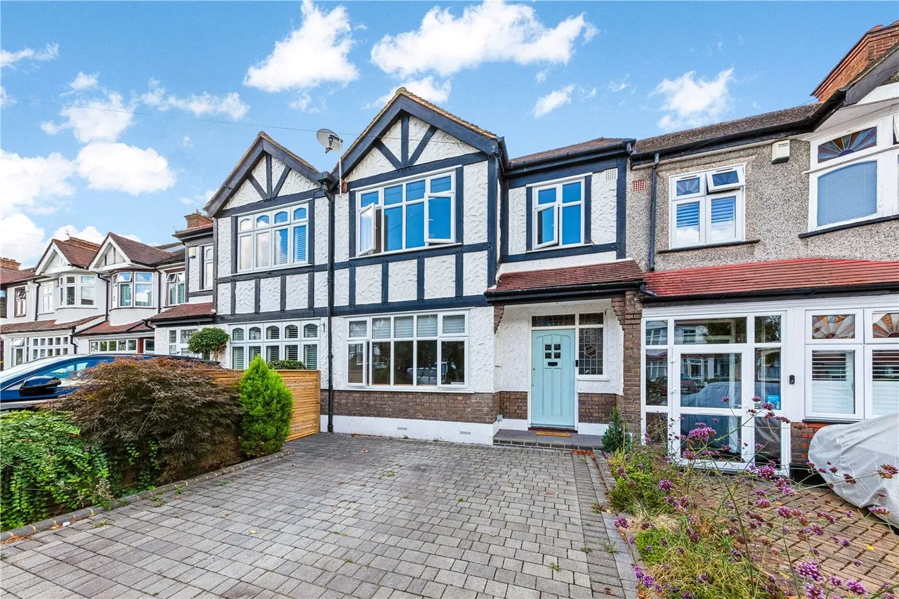 3 bed house for sale, Merlin Grove, Beckenham, BR3