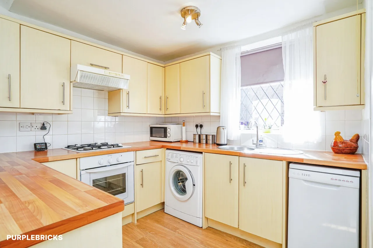 Moor Flatts Avenue, Leeds, LS10, photo 18