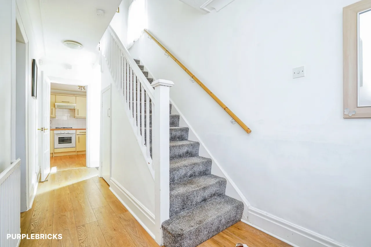Moor Flatts Avenue, Leeds, LS10, photo 23