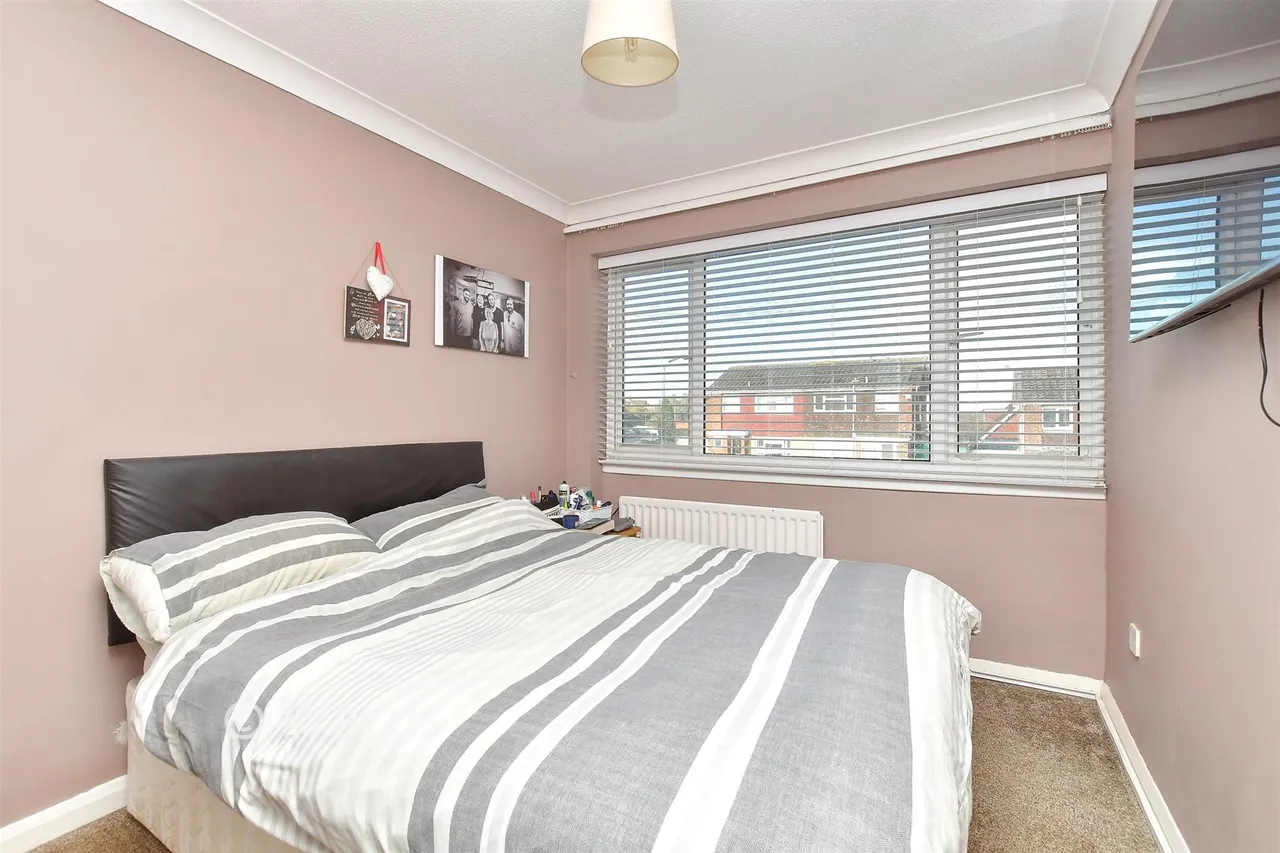 Raleigh Way, Minster-On-Sea, ME12, photo 7